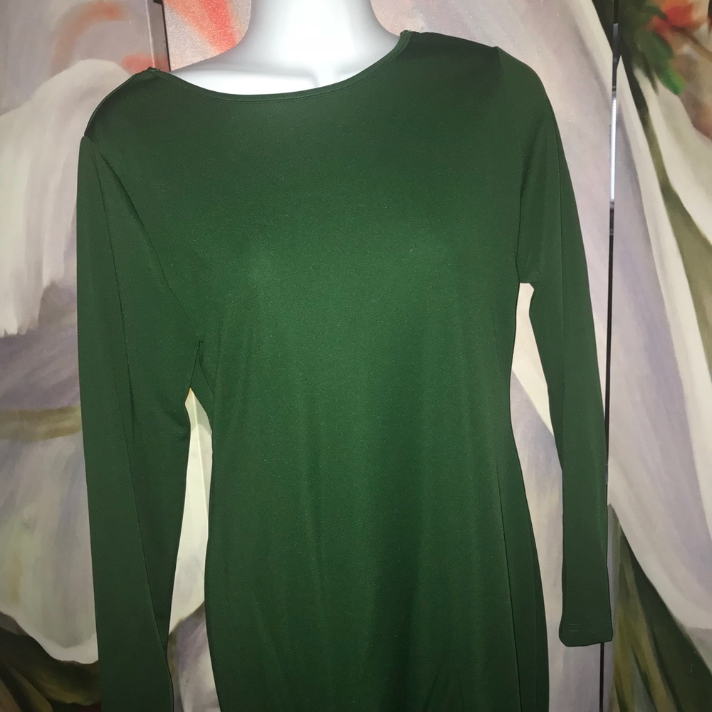 Dress - Picture 4 of 4